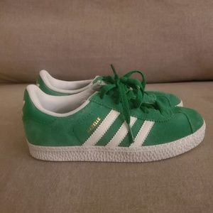 kelly green adidas shoes